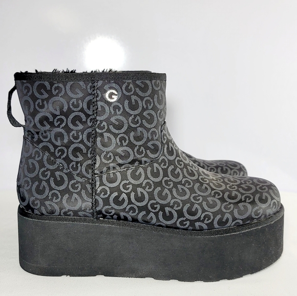 GBG Los Angeles Women's Size 8M  Platform Ankle Boots. - Picture 1 of 12